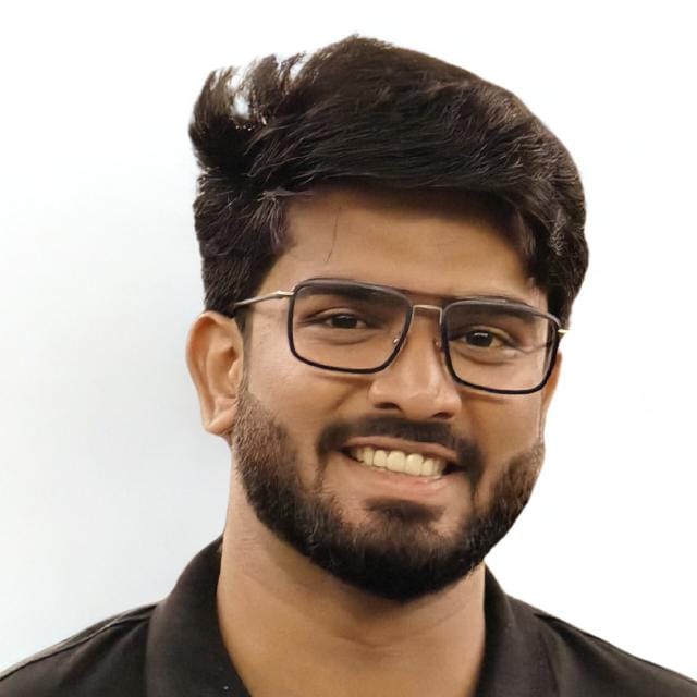 Yoga Arasazagan  – Founding team - Strategy and program